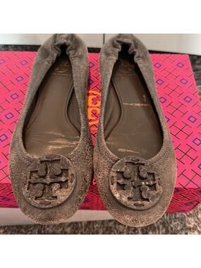Tory Burch Classic Reva Brown Distressed Leather Flats
